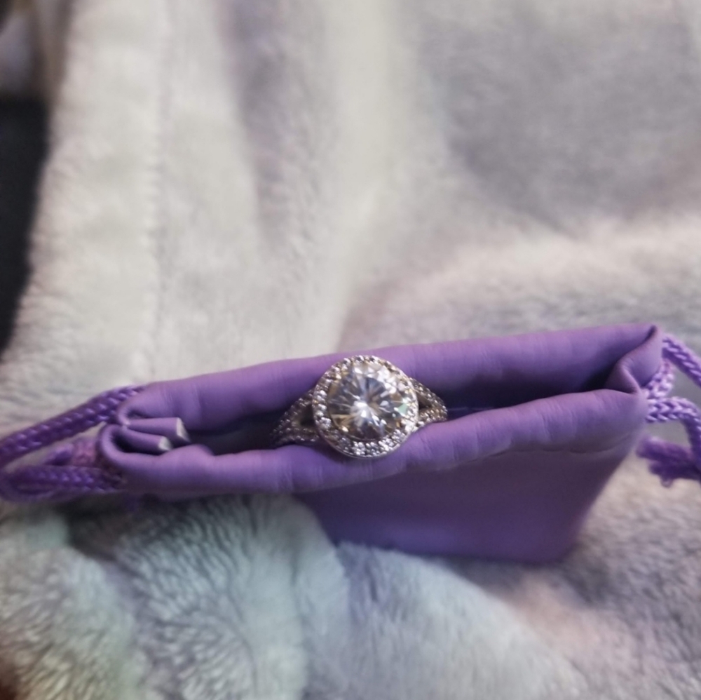 Halo Ring